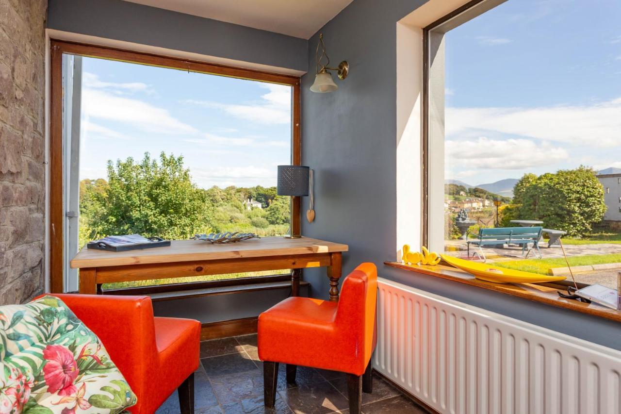 Aloha House Hotel Килорглин Екстериор снимка