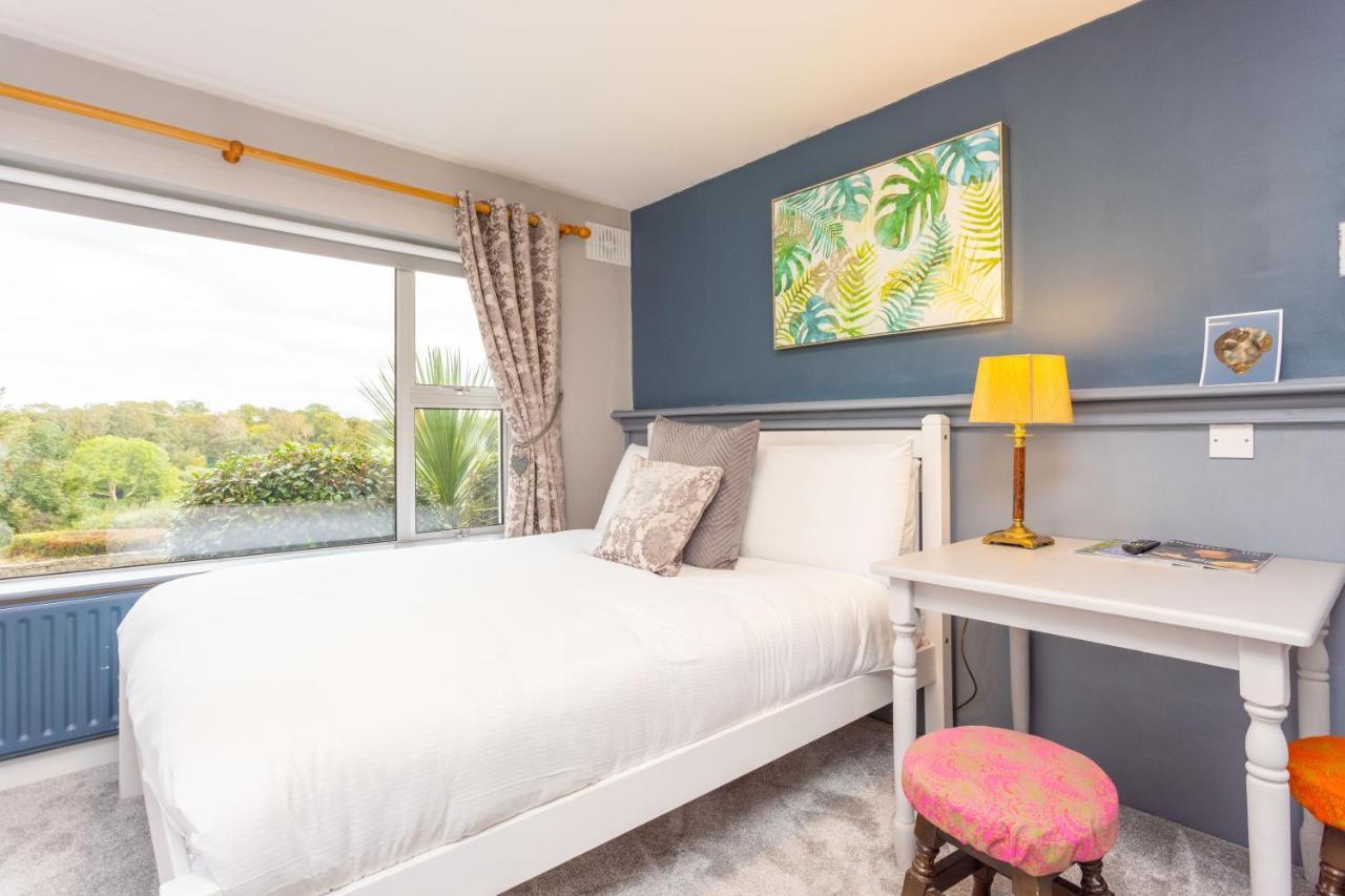 Aloha House Hotel Килорглин Екстериор снимка