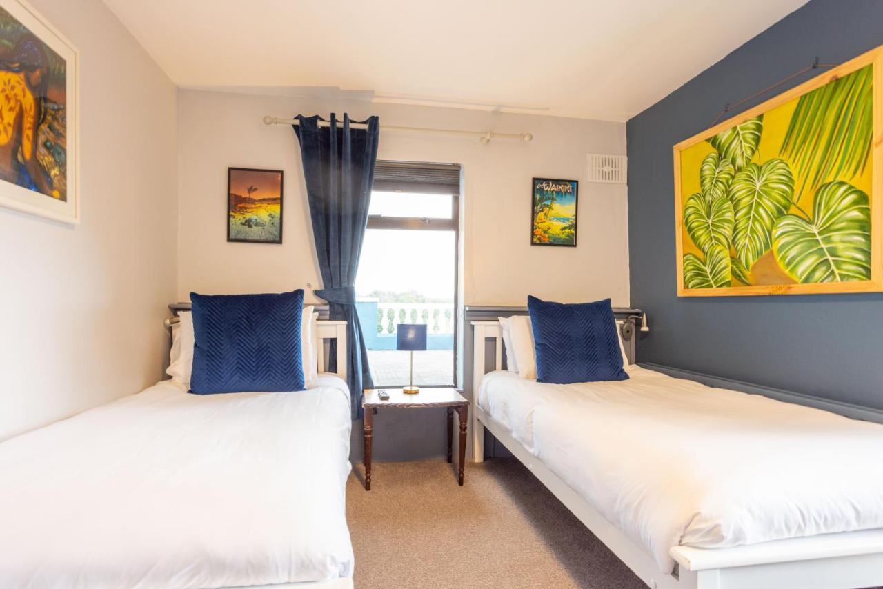 Aloha House Hotel Килорглин Екстериор снимка